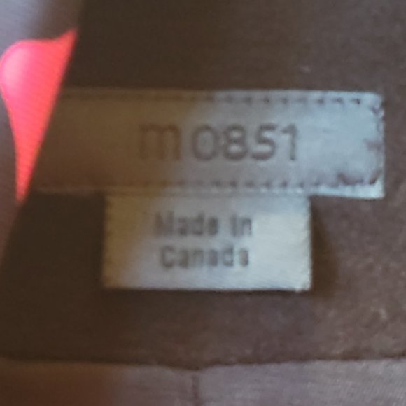 M0851 Wool Coat - Picture 6 of 10